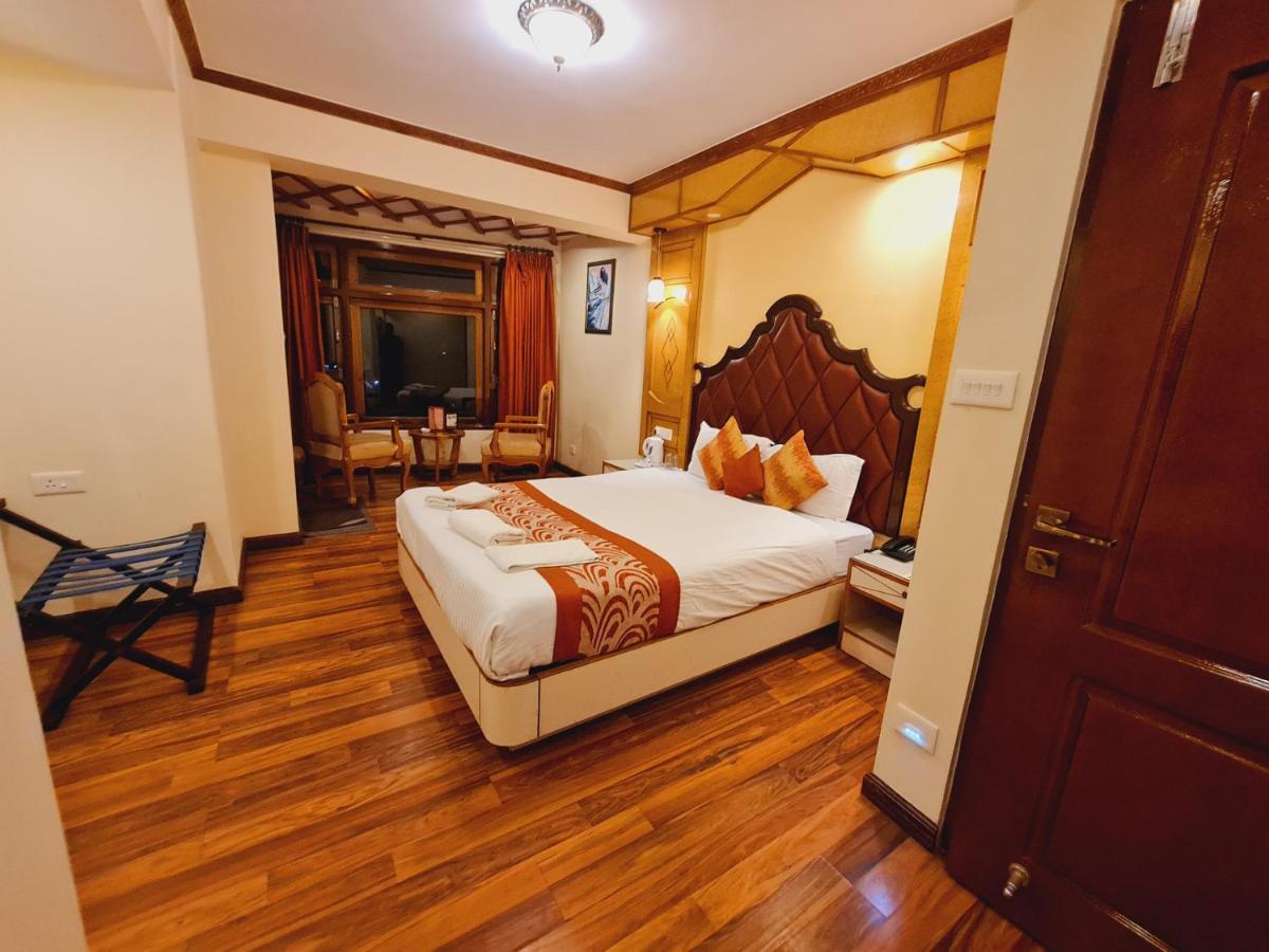 Отель Omega Residency Дарджилинг Экстерьер фото