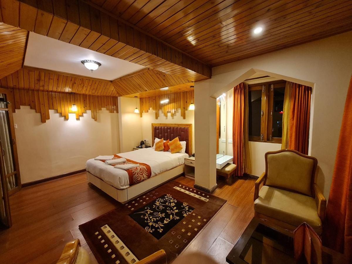 Отель Omega Residency Дарджилинг Экстерьер фото